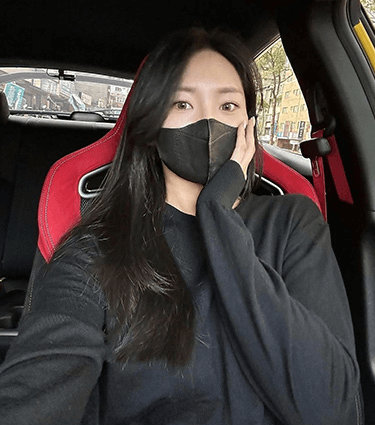 デザイア(DESIRE)のサクラ「由依」